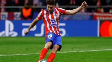 خطة برشلونة البديلة لخطف جوليان ألفاريز من أتلتيكو مدريد